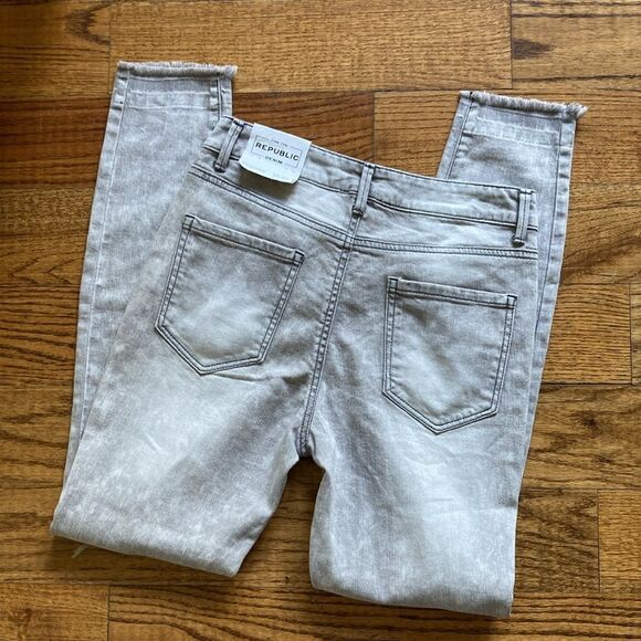 For The Republic Denim Distressed Gray Ankle Skinny Jeans Size 2/25 New - Picture 6 of 8